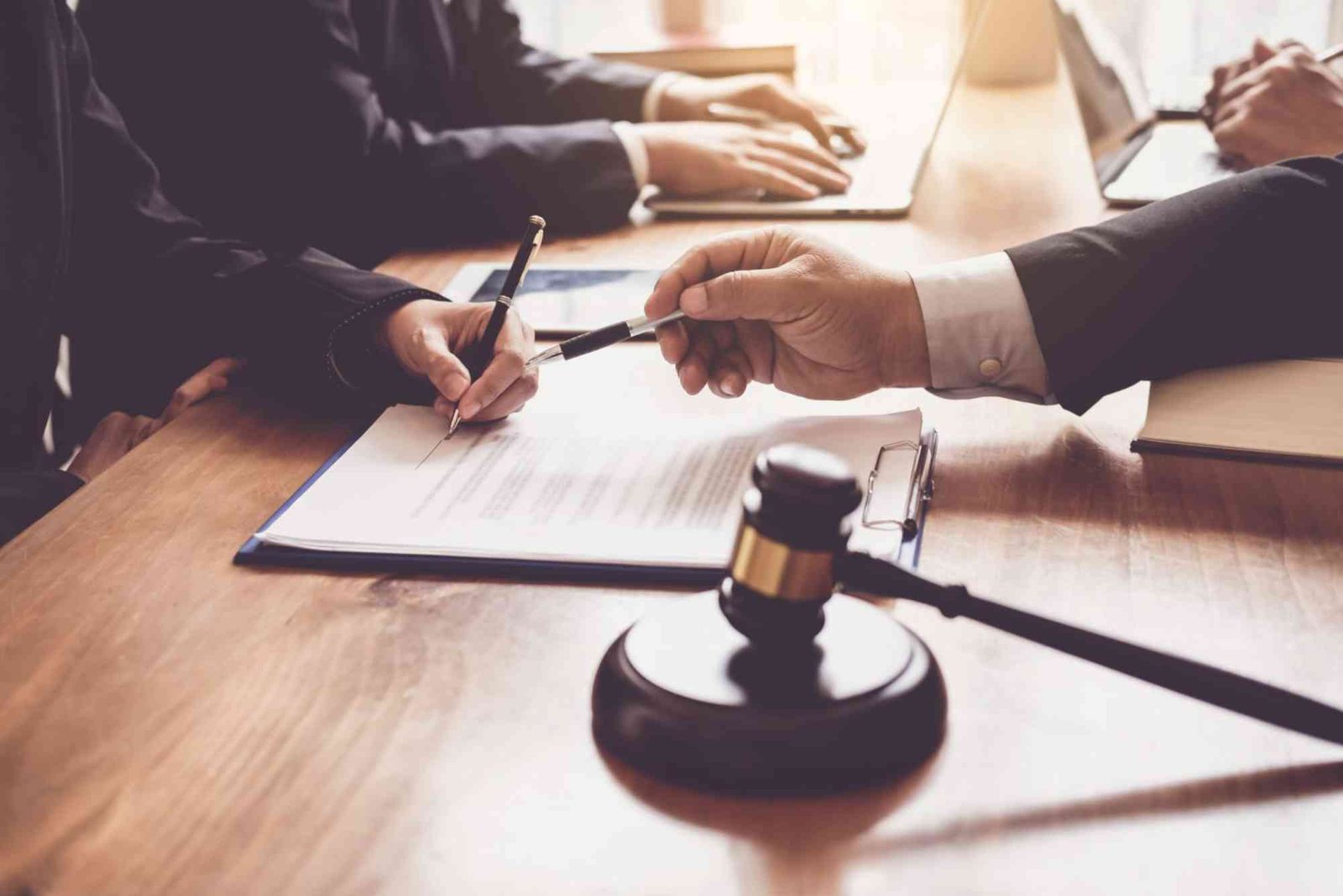 Government Contracts Lawyer