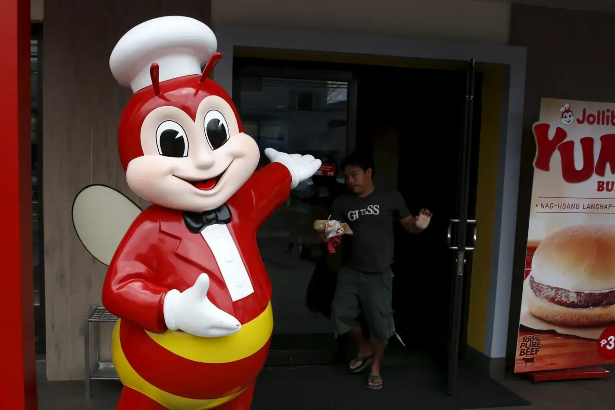 Jollibee Delivery Abu Dhabi Tourist Club