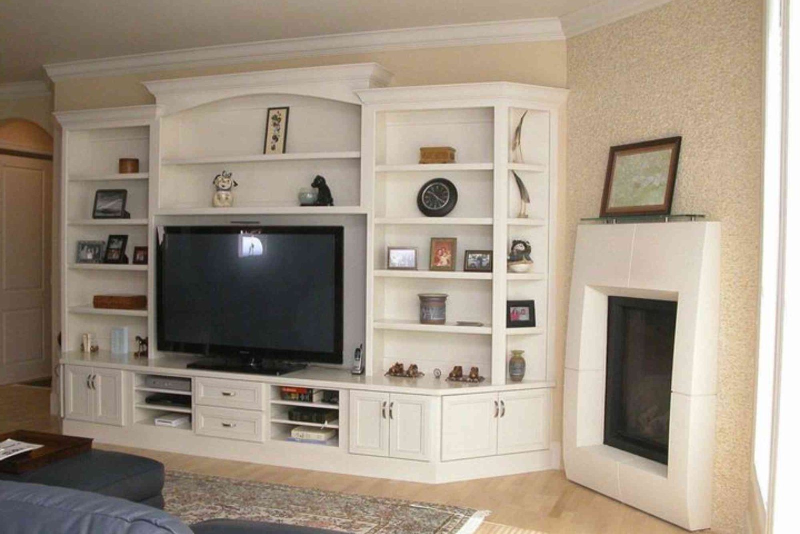 Small Entertainment Cabinets