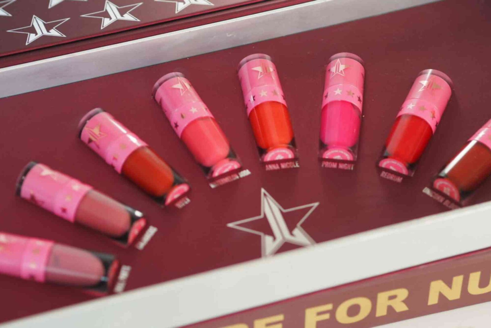 jeffree star anna nicole lipstick