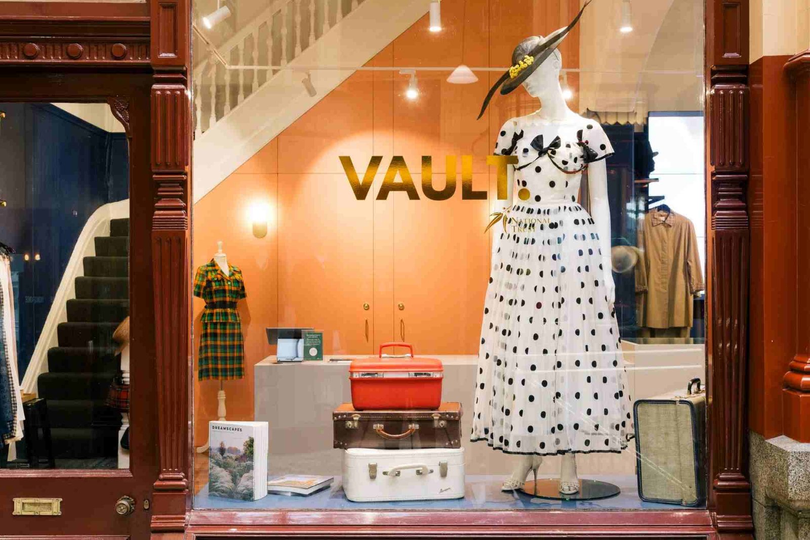 the fashion vault