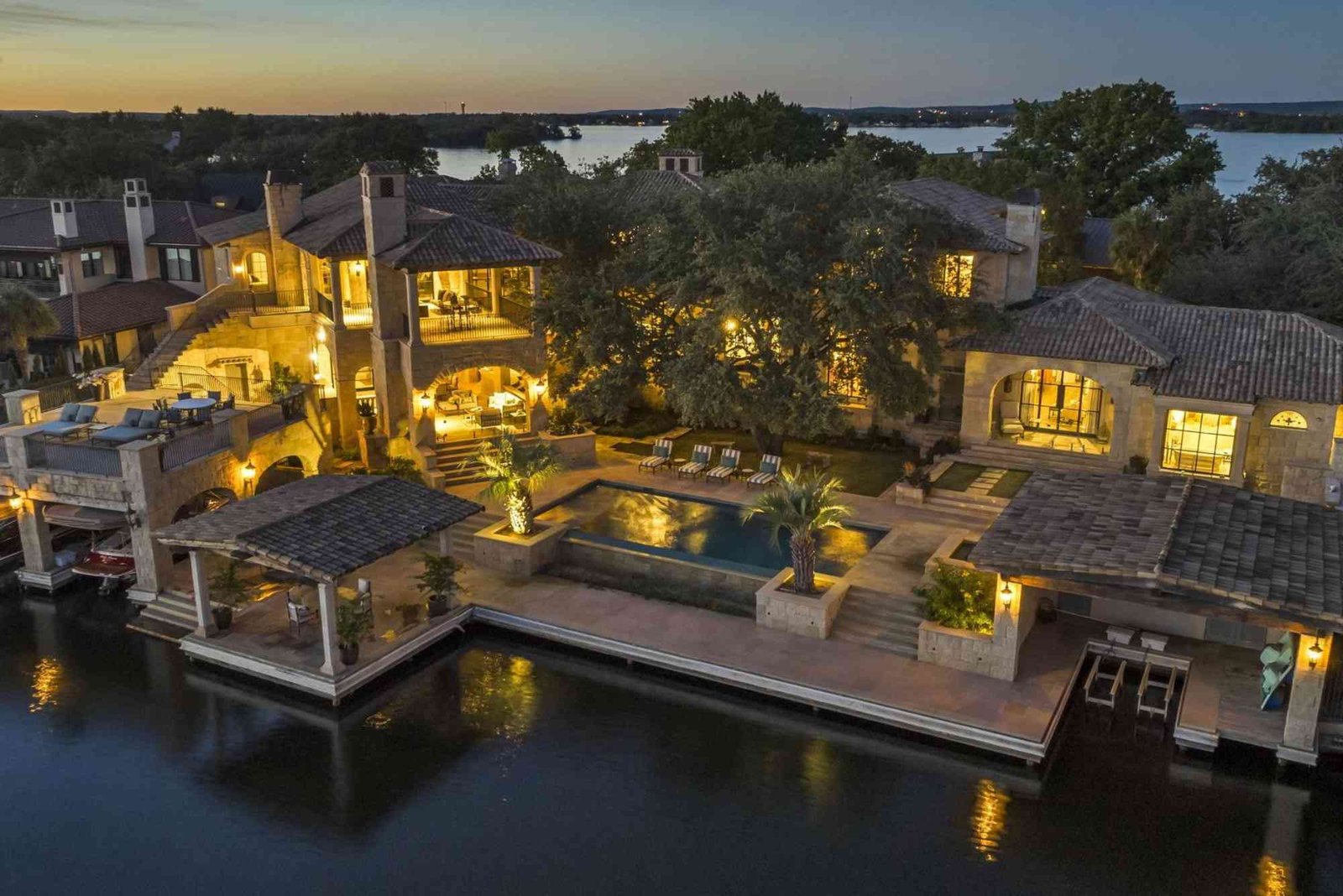 Lake Homes for Sale in Texas