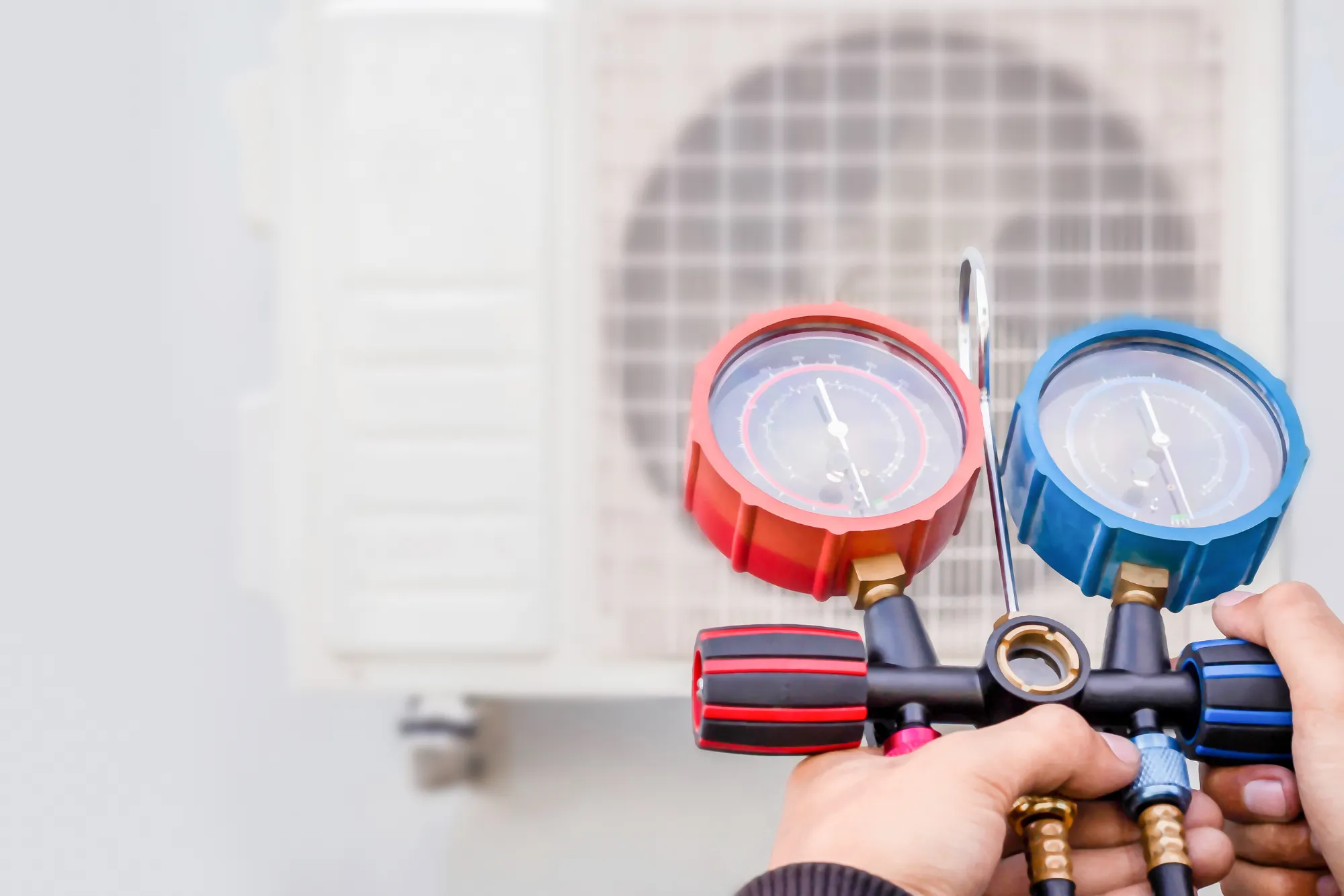 How to Check AC Refrigerant Levels