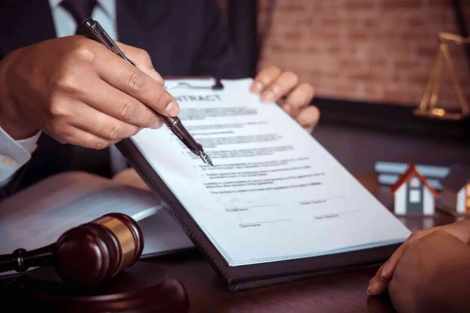 Is a Power of Attorney Valid in Dubai Without Notarization